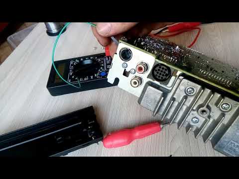 Видео: Подключение AUX в старую магнитолу KENWOOD.