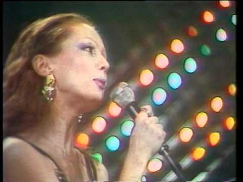 Видео: Ольга Зарубина - На теплоходе музыка играет 1989