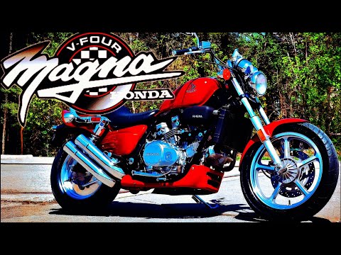 Видео: Японский мускулистый мотоцикл, уничтоживший Harley (скрытый V4 VF750) | Honda Magna