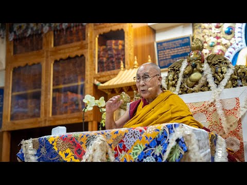 Видео: Далай-лама.Учения по «Введению в мадхьямаку» Чандракирти. День 2