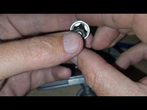 Видео: Если ключ с обратной стороны.