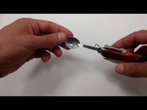 Видео: MAYBE ASMR: BULGARIAN WHISPERING about my swiss knife: ШЕПНЕНЕ Любимото ми швейцарско ножче