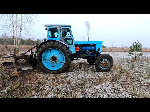 Видео: Купил Т-40АМ. Запуск, троит, пробую пахать зимой.