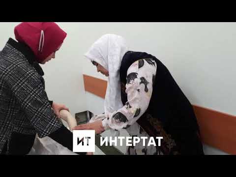 Видео: Гүзәл ханым Шәйдуллина Иске Таш мәчетендә мәет юарга өйрәтә