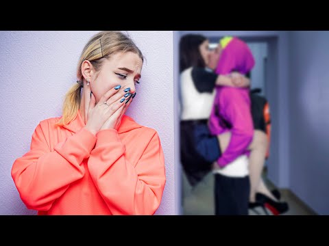 Видео: ОТНОШЕНИЯ ОХЛАДЕЛИ! Парень ведёт себя как КОЗЕЛ!