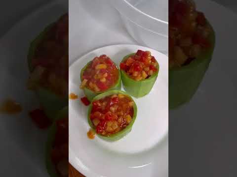 Видео: Рулет из баклажанов и кабачки фаршированные с овощами