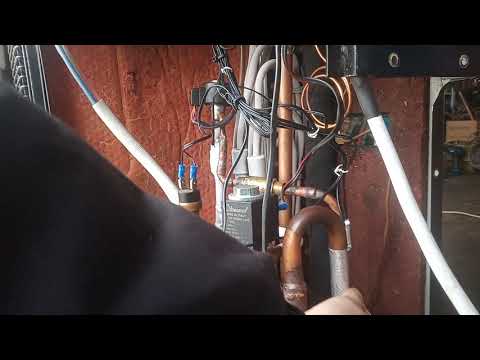 Видео: Тепловой насос 5кВт  с разморозкой через соленоид.