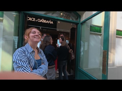 Видео: VLOG: ГУЛЯЕМ ПО МАГАЗИНАМ! 02.11.25