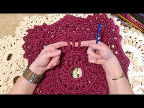 Видео: РЕЛЬЕФНЫЕ СТОЛБИКИ КРЮЧКОМ НА ПРИМЕРЕ МОИХ РАБОТ. ВВЕДЕНИЕ.