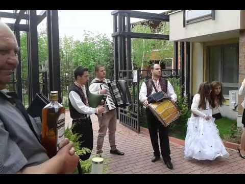 Видео: Извеждане на булката с Фолклорен Ансамбъл "Български ритми"