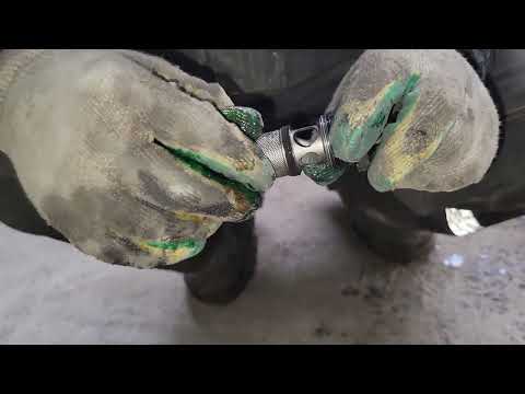 Видео: DAF 105 Mesh filter in the cooling pump ,  DAF 105 Сетка фильтр в помпе охлаждения