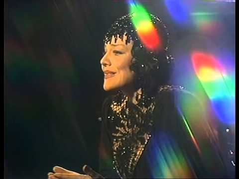 Видео: Ирина Богачёва - Простите меня ( В.Гаврилин - А.Володин ).