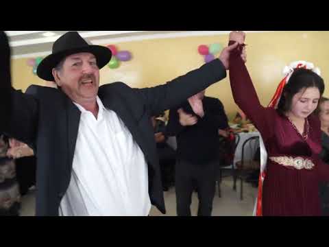 Видео: Помолвка Моисея и Анжелы