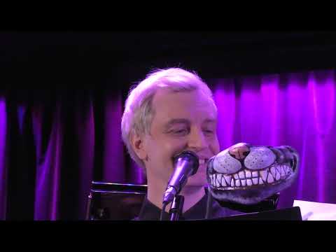 Видео: "Алиса в стране чудес" Алексей Гоман и "Маленький Оркестр" 1 часть