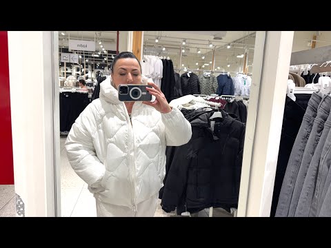 Видео: ШОПИНГ/КЛАССНЫЕ ВЕЩИ В МАНГО/ПРИМЕРЯЮ ШУБКИ❤️