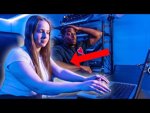 Видео: Она делает самые жёсткие трэп-биты, которые я когда-либо слышал