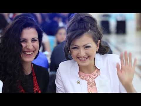 Видео: Меметовы Энвер ве Эльзара. Банкет