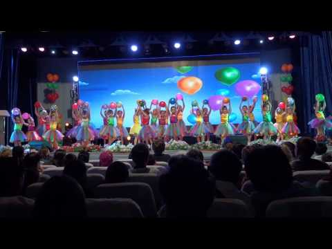 Видео: Танец Воздушные шарики. Ансамбль Шашу. 20.05.17