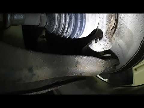 Видео: Шум при повороте руля