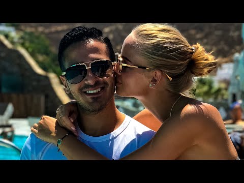 Видео: Он Знакомился в Тиндере и 3ACTABЛЯЛ Девушек БPATЬ КРЕДИТ...