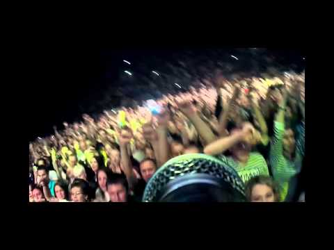 Видео: Мумий Тролль в Минске. "Медведица"