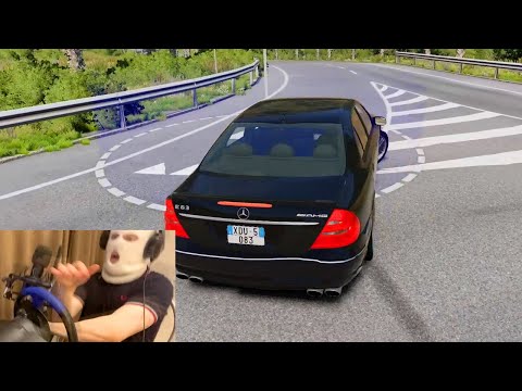 Видео: плотно наваливаю в beamNG.drive