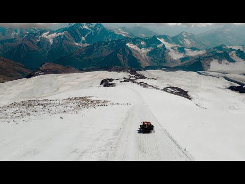 Видео: Впервые в жизни я пошёл на Эльбрус🏔