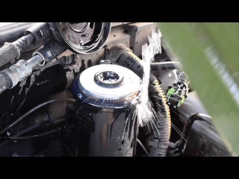 Видео: Замена топливного фильтра Opel Veсtra B 2.0 DTI