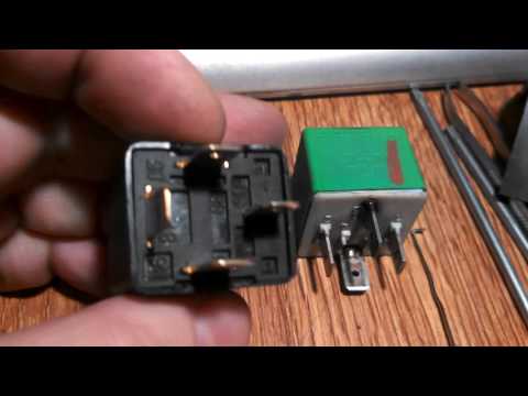 Видео: Ситроен Джампи, реле печки. Citroen Jumpy relay the stove