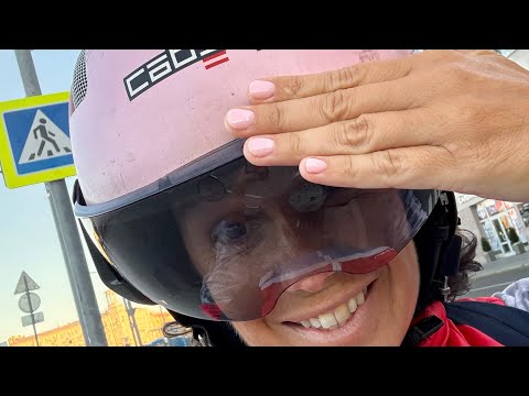 Видео: Vespa четверги, самые модные и яркие Москвы, собираются под мостом. Больше фото и инфы в телеграмме 