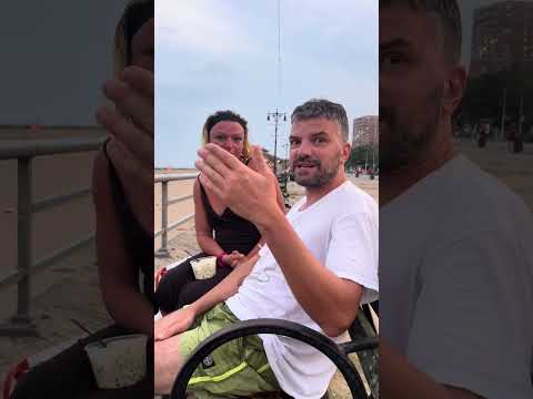 Видео: Обзор фанфуриков с Джеммой (ex. певец Оскар)