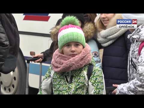 Видео: Заезд в «Орлёнок» на первую смену