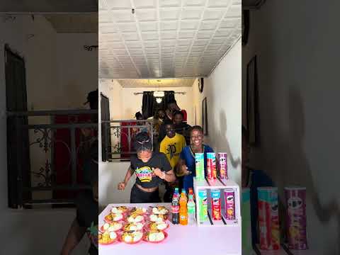 Видео: ‼️САМОЕ СМЕШНОЕ, ИНТЕРЕСНОЕ И ЗАБАВНОЕ ИСПОЛНЕНИЕ «РАСКРАСЬ ТРЕМЯ БУТЫЛКАМИ» — СЕМЕЙНОЕ ИГРОВОЕ ШОУ