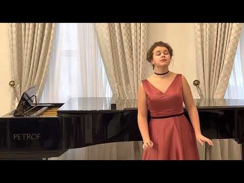 Видео: Русская народная песня  в обработке Л.Пешковой «Белолица, круглолица…».