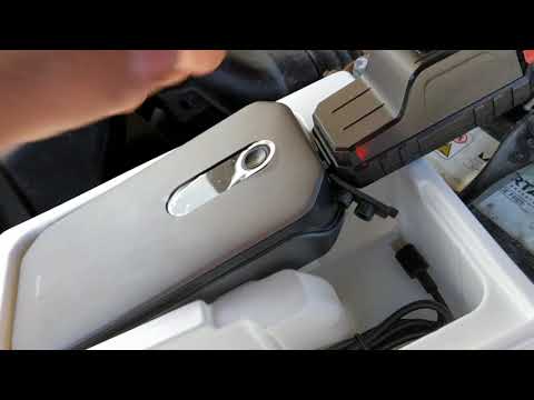 Видео: Запуск Тойота Камри 3.0 L при -26°, пусковым у-ом BASEUS Car Jump Starter Pro 1000A, 12500 mAh.