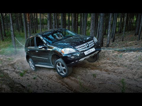 Видео: Mercedes ML500 на бездорожье. AMG выхлоп по бюджету. Светофорные гонки.