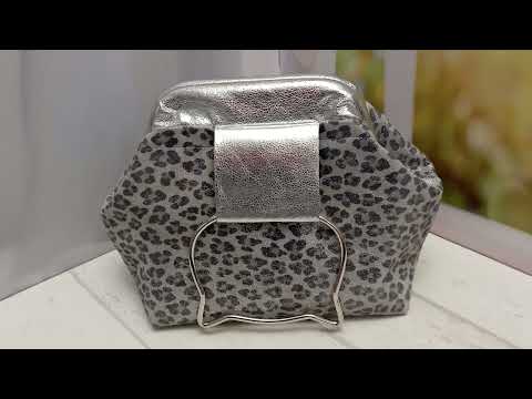 Видео: Сумочка из серебряной кожи. Внутренний фермуар.