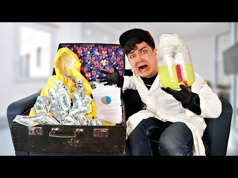 Видео: Распаковали огромный потерянный чемодан с деньгами и пожалели об этом!