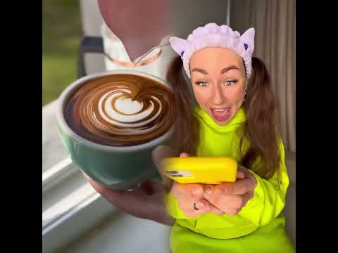 Видео: Когда мама не разрешает есть кукурузные шарики 🤣#жизненно#жиза#скетч#скетчи#eseniya#яжмать