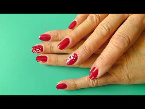Видео: Как сделать маникюр в домашних условиях обычным лаком