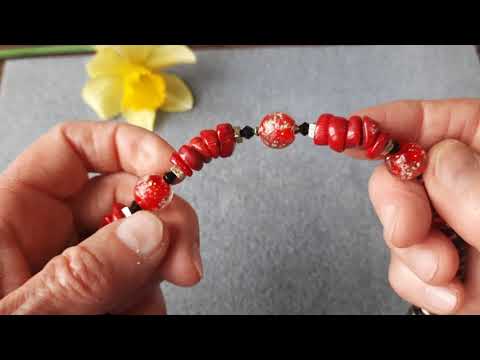 Видео: Украшения в разной технике.