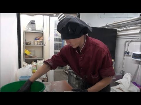 Видео: Дима с аутизмом учит Диму с аутизмом: проект транзитного трудоустройства «Хороших людей