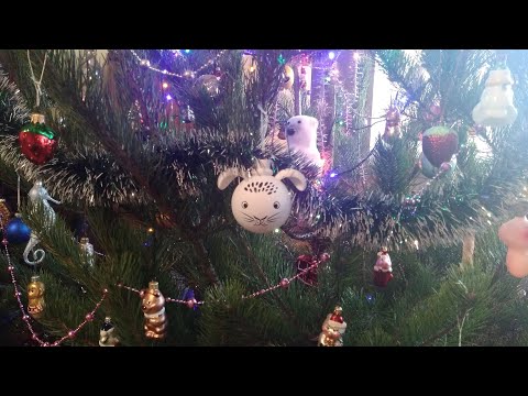 Видео: #82. Ігри з ялинкою: використовуємо об'єкт уваги дитини