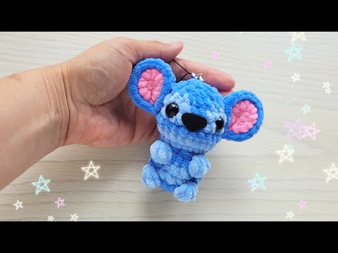 Видео: Стич брелок крючком из плюшевой пряжи💙crochet tutorial Stitch