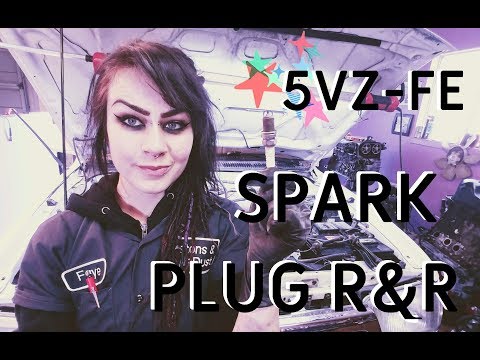 Видео: Как заменить свечи зажигания и провода на Toyota 5VZ-FE 3.4L V6
