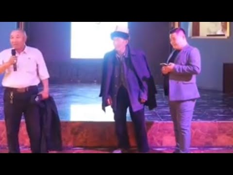 Видео: “Иығыма жапқан қоқыс шапаныңды кимеймін” той туралы