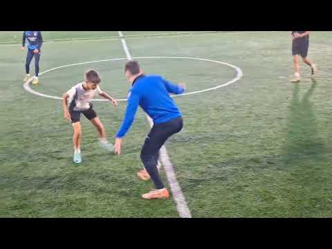 Видео: ФК Антибиотик-ФК Амигос първо полувреме (1.Кръг на КМФ Група А) 