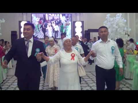 Видео: Қоссейіт ауылы, 87 жылғы түлектердің 20 жылдық кездесуі.