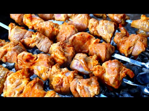 Видео: ЛУЧШИЙ ШАШЛЫК ЭТОГО ЛЕТА! РАСТАЯЛ ВО РТУ! ДРУЗЬЯ В ВОСТОРГЕ!