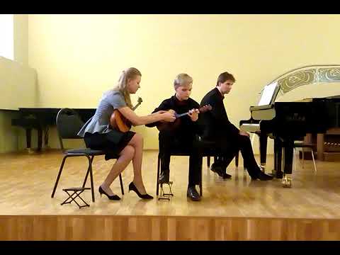 Видео: Мастер-класс Екатерины Мочаловой (домра)